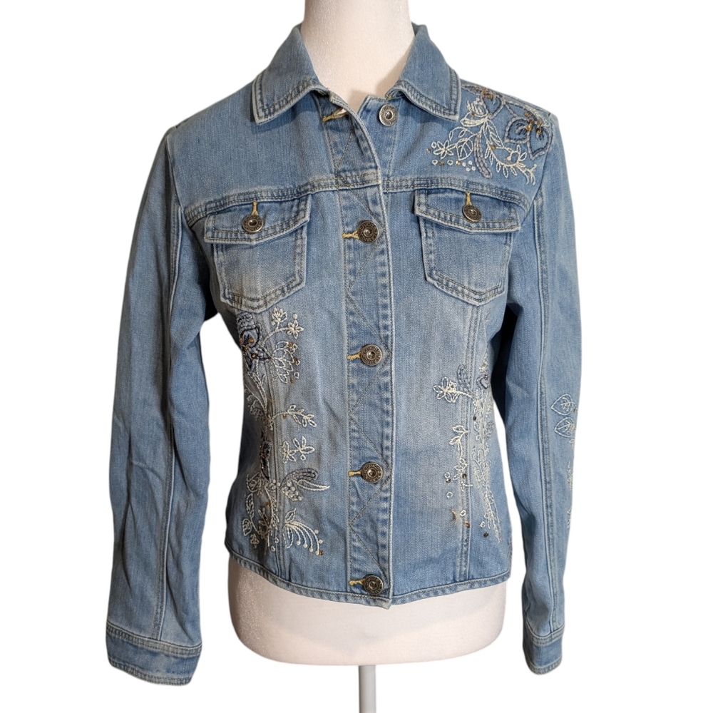 Chico's Stone Washed‎ Floral Embroidered Denim Jacket Size 0